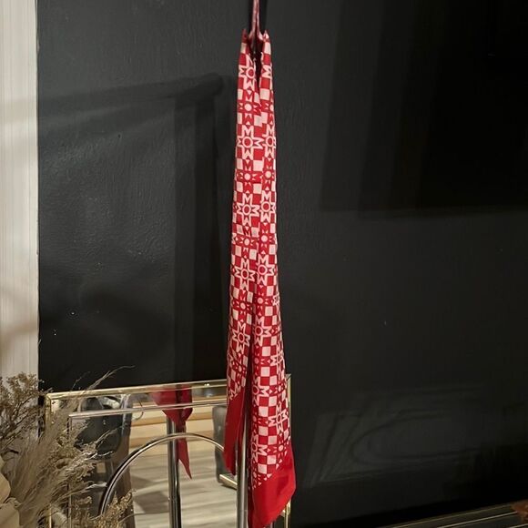 Silk.Hat Scarf, Red White Print - Picture 2 of 2